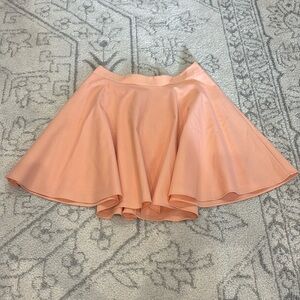 Alice + Olivia mini skirt size 0-2? See description for measurements